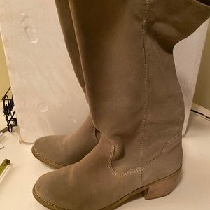 Nine West beige suede boots